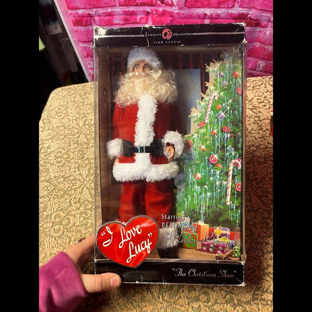 I Love Lucy Lucille Ball The Christmas‎ Show Ricky Ricardo Barbie N7370 NRFB